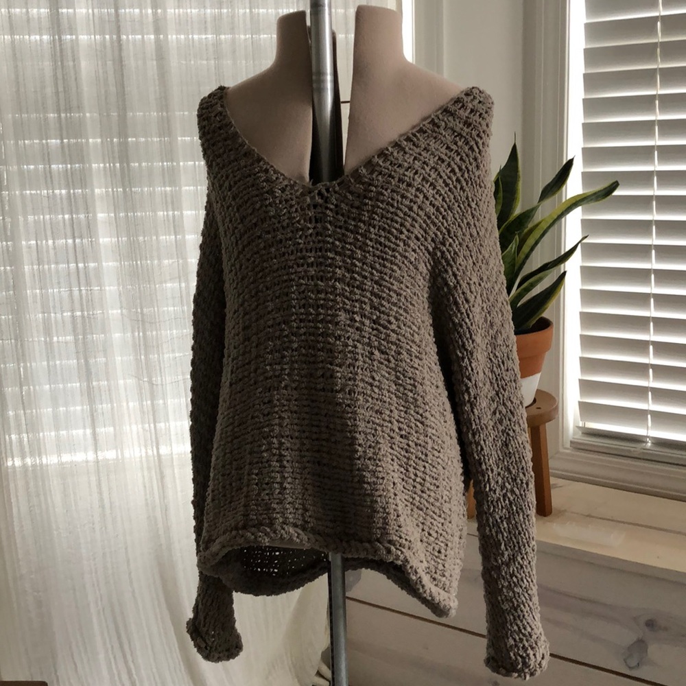 Free People slouchy chenille knit greige sweater